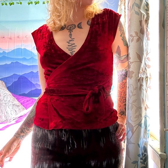 Banana Republic Tie Front Velvet Top - Picture 1 of 4